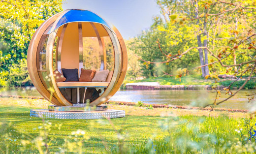 Ornate Garden’s Rotating Garden Pod