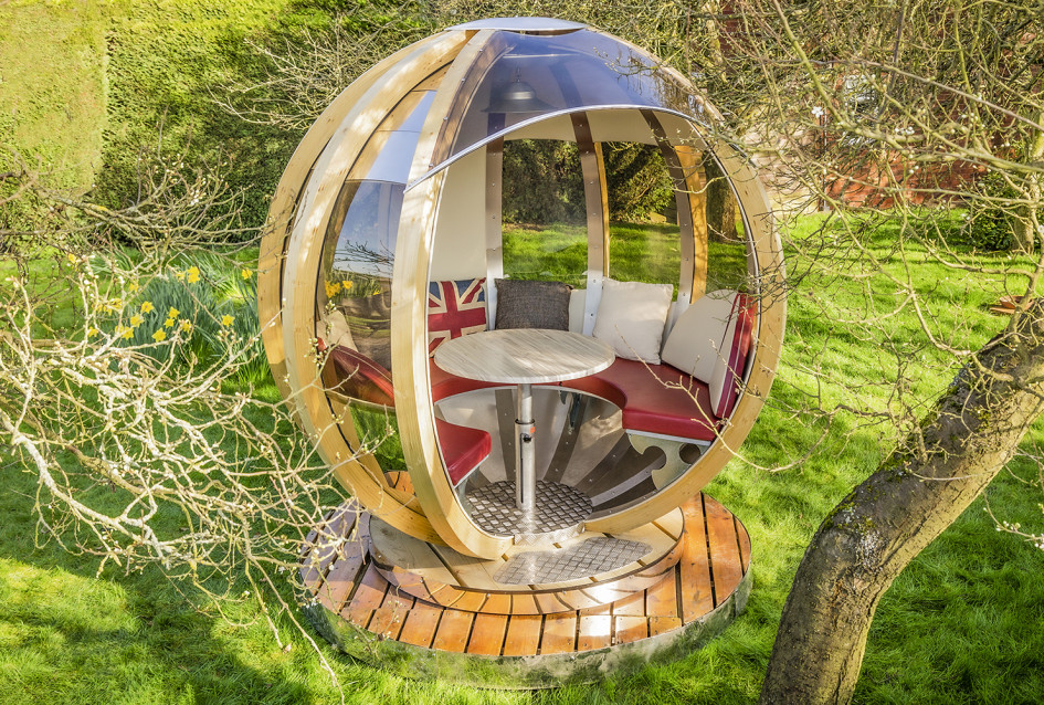 Ornate Garden Rotating Pod